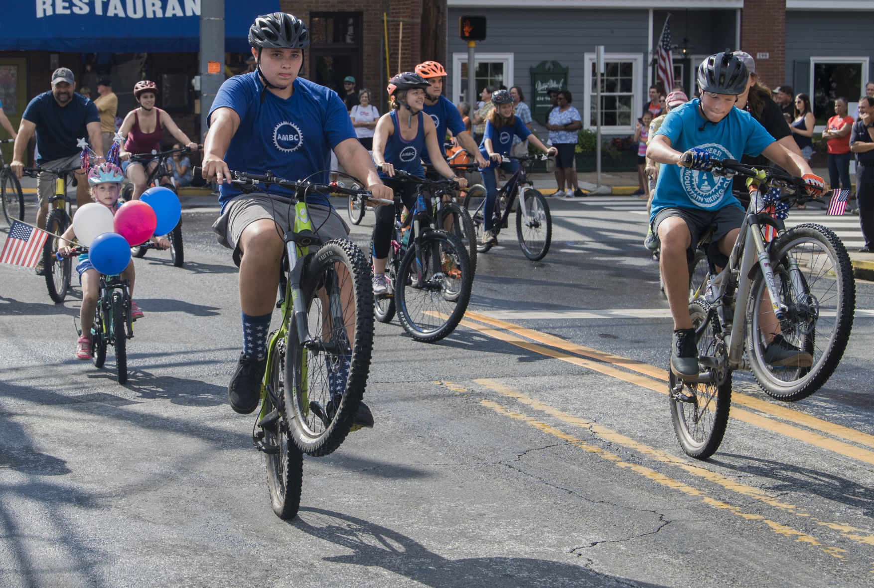 Bike club, p3